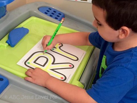 Mini magna doodles with lines for practicing letter formation